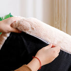 Detail view of a soft faux-fur pet bed with removable zippered cover and anti-slip base. Durable, washable pet sofa design for cats and small dogs, providing comfort and secure placement on floors. | Pet Grooming | Pet Supplies and Food Australia | Pet Supplies Sydney | PetNexa Australia | Shop now